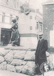 inauguration monument bosquetia et Léon Gobert - Collection de Mme Dehon.jpg