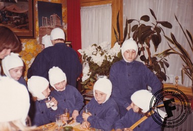 Cortège de l'Ascension - 1982 - Collection de la Famille GODEFROID (12).jpg