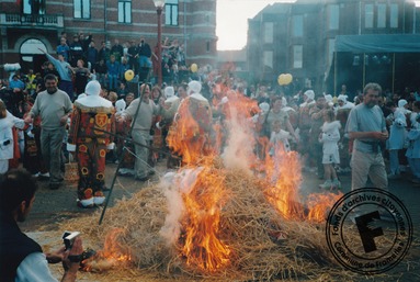 Cortège de l'Ascension 2000 - Collection de M.JM SOHIER  (21).jpg